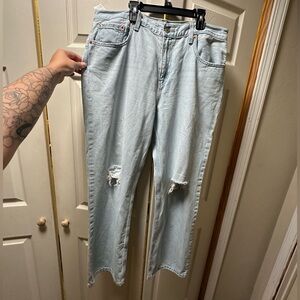 Levi's Blue Straight Leg Jeans with Classic Style